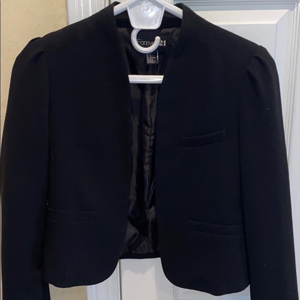Forever 21 Women’s Blazer- Small